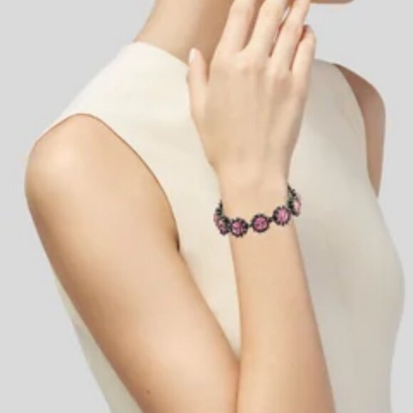 Authentic Gucci Feline Head Pink Crystal Silver Chain Link Adjustable Bracelet - Picture 1 of 12